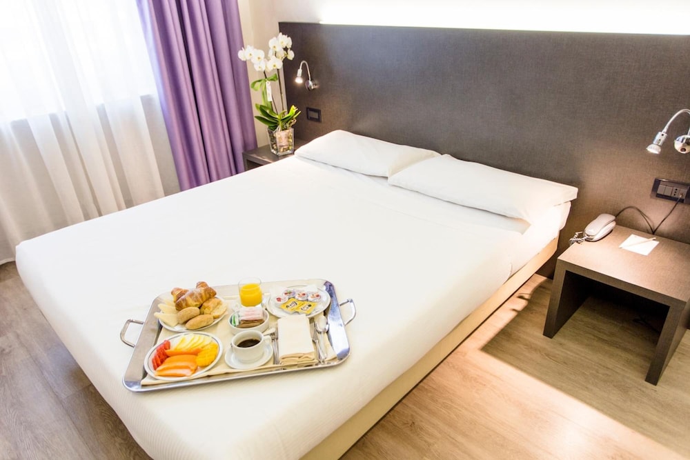 Standard Quadruple Room - Photo 5