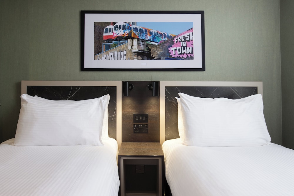 Standard Plus Twin Room photo 1