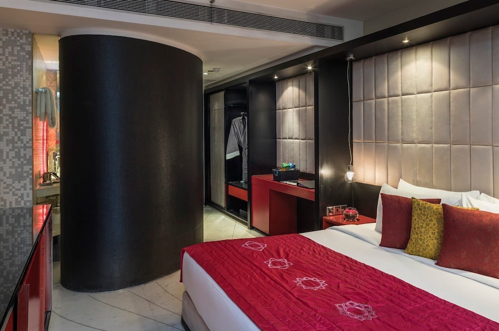 Luxury King Room Only photo 1