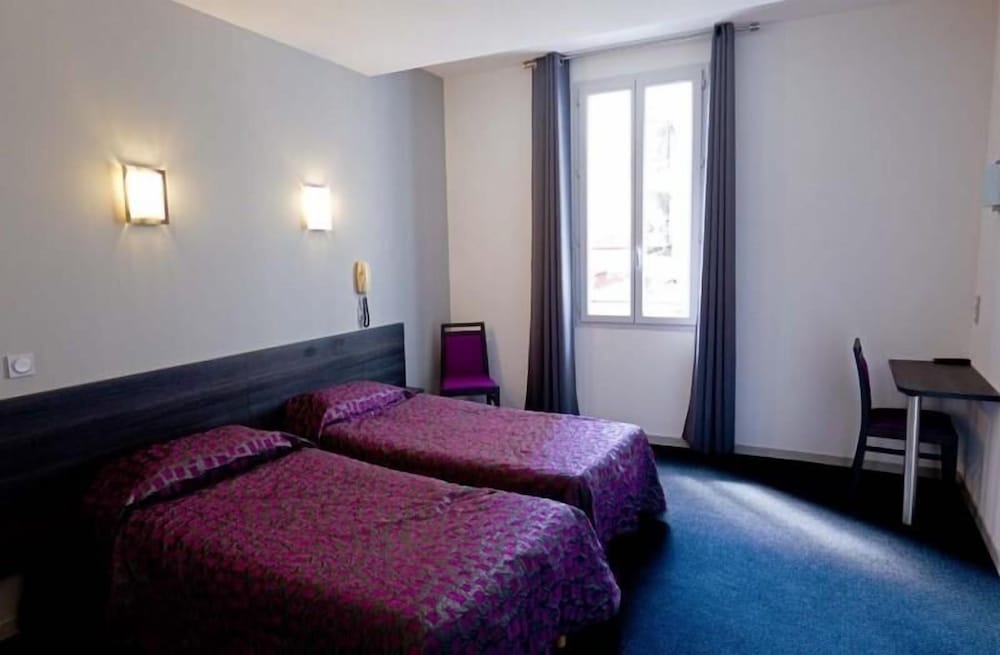 Double Room - Photo 4