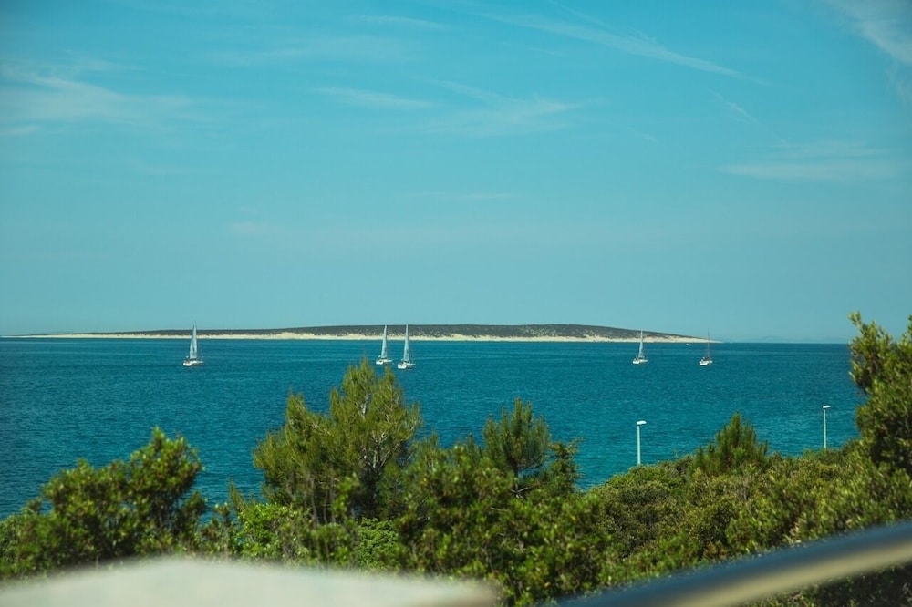 Studio (UGA - perfect location - SA6 Grgur(2)) photo 3