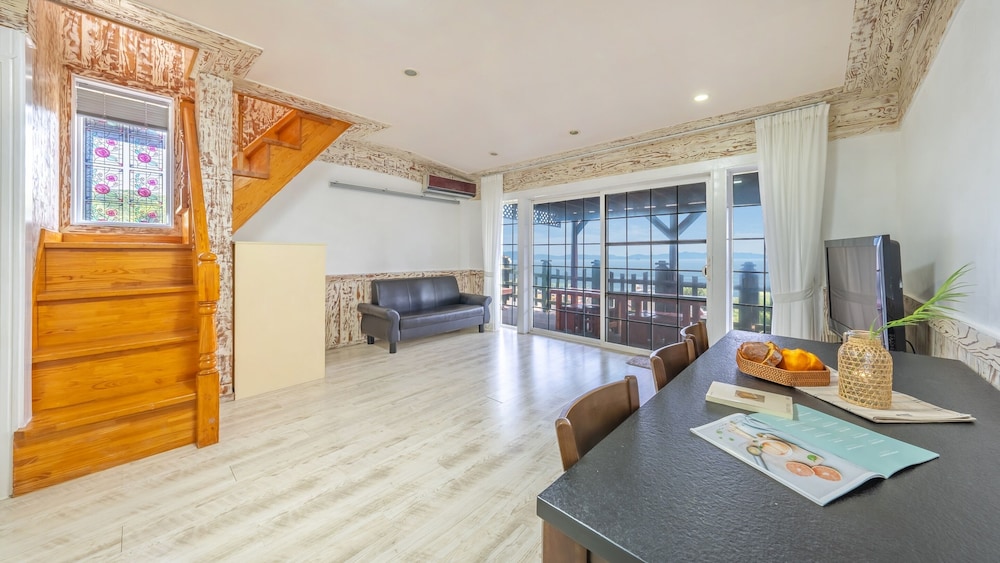 Basic Room, 2 Bedrooms (Jeonyeokbada(oceanview))