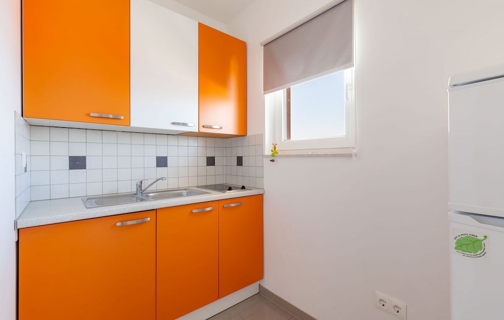 Apartment (Ana - free parking - A3 veliki(4+2))