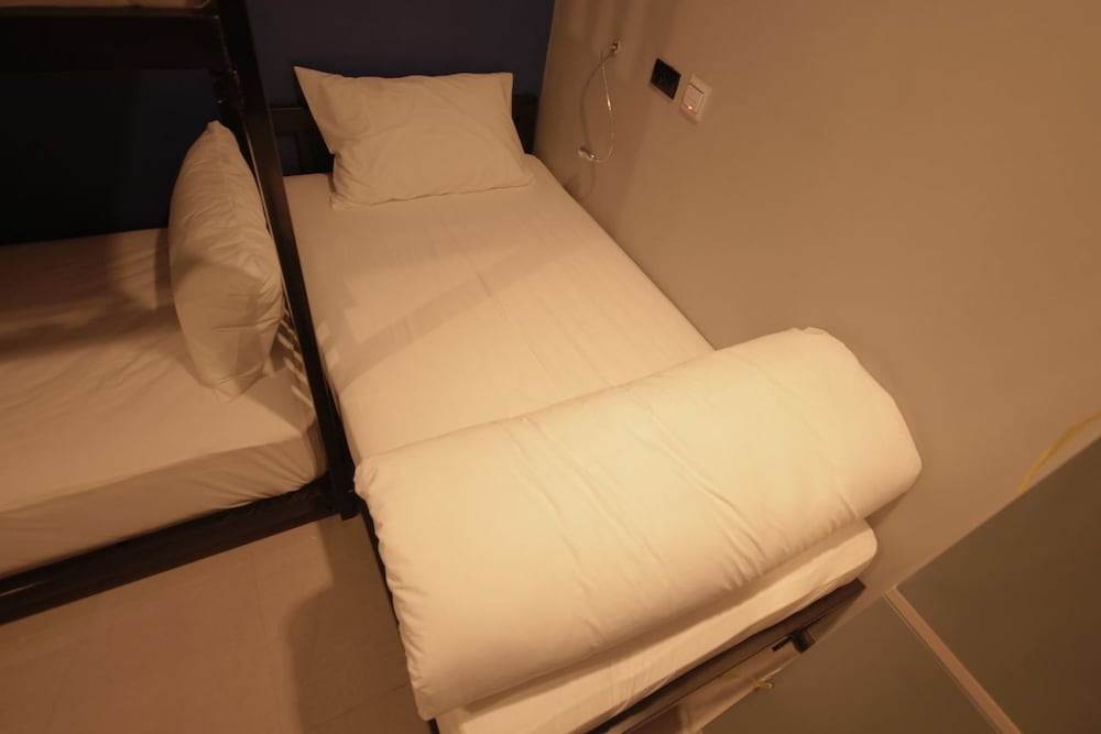 Mixed Dormitory 5 Person photo 2