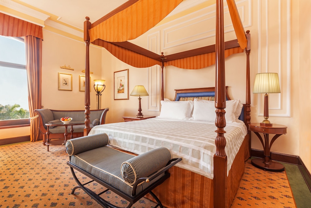 Premier Room Premier Room
