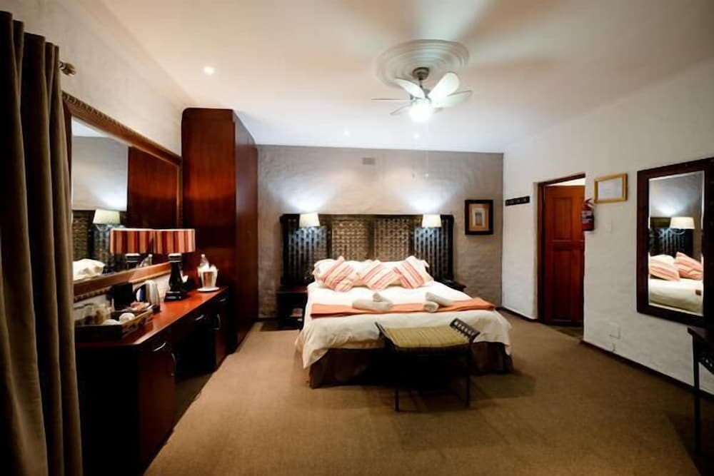 Oxbow Standard room