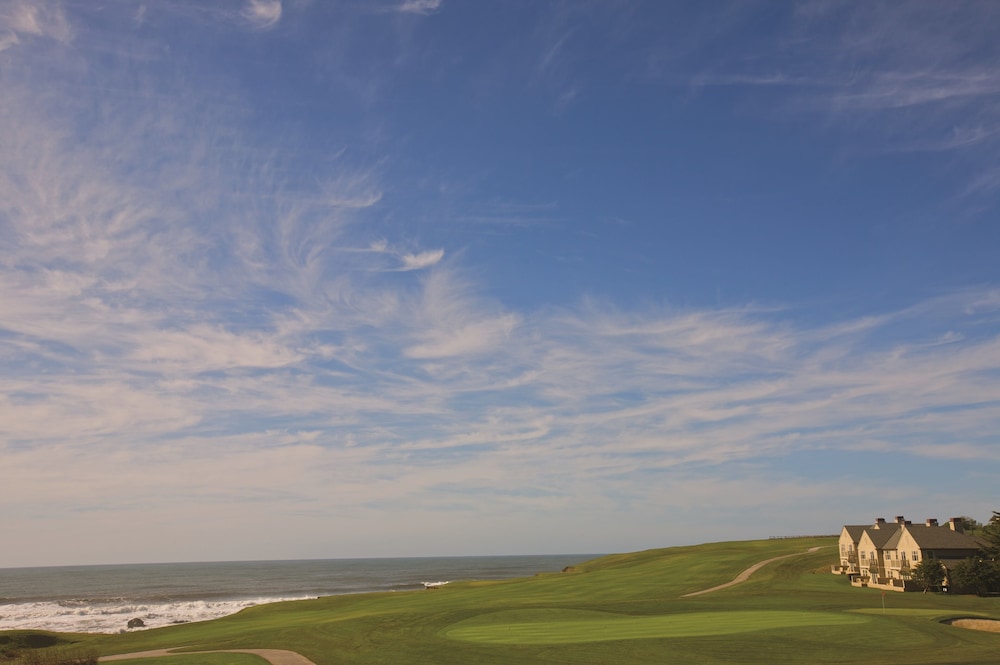 Guest House Deluxe, Golf View - Photo 7