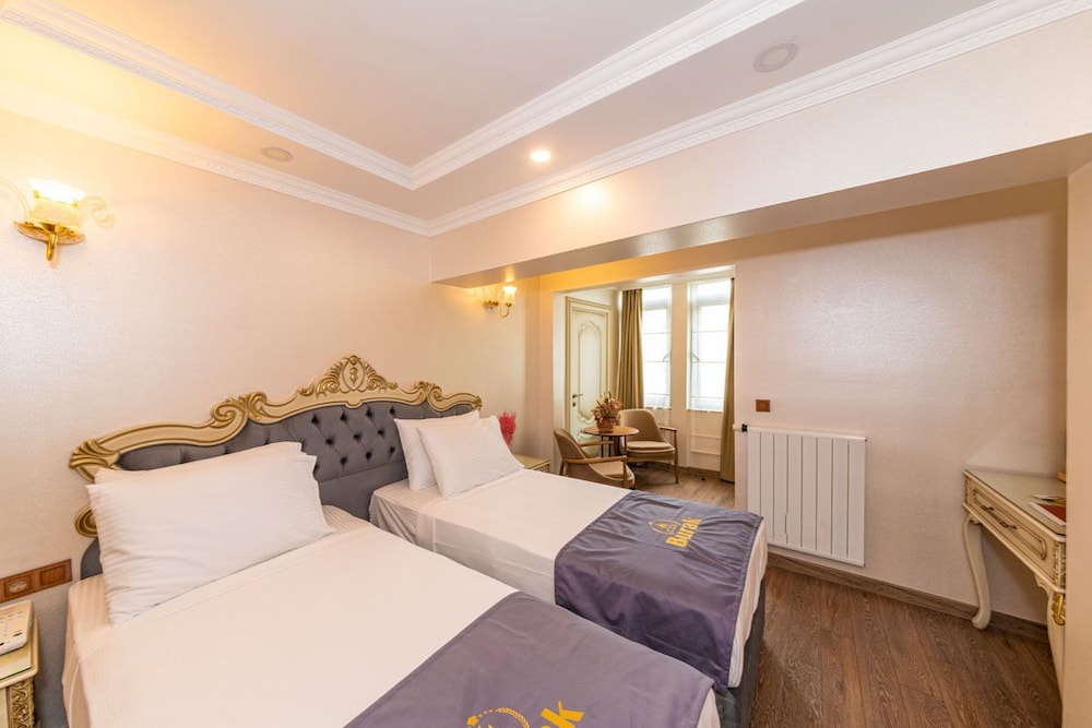 Standard Double or Twin Room photo 2