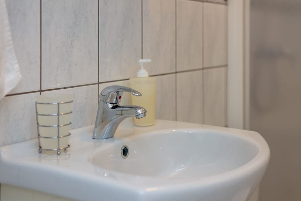 Apartment (Rajna - 100 m from sea - A3 Crni(2+2)) photo 2