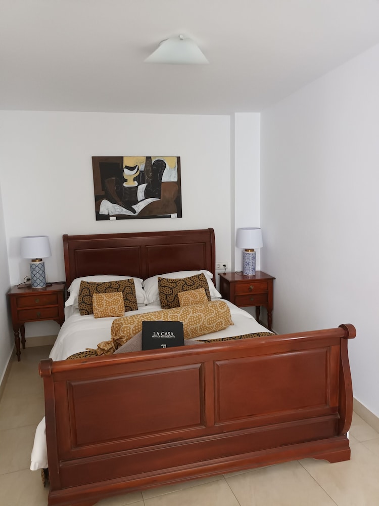 Family Room photo 3