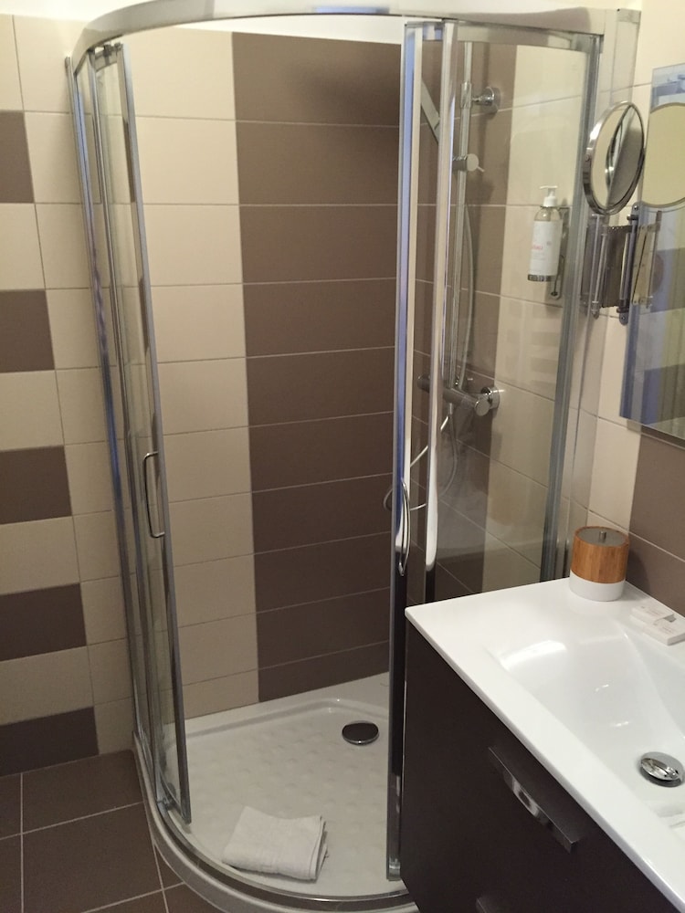 Superior Double Room, Private Bathroom, Garden Area - Photo 7