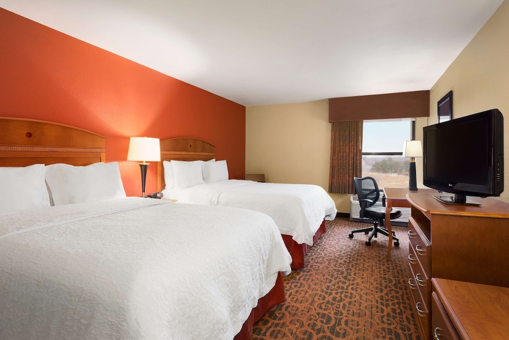 Room, 2 Queen Beds photo 1