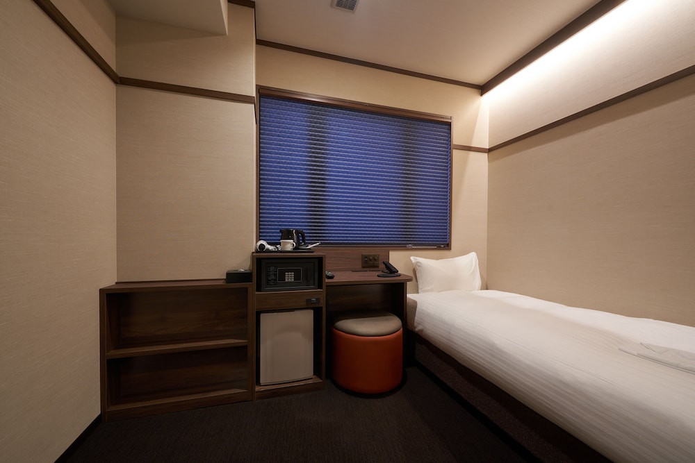Accessible Room (No Housekeeping)