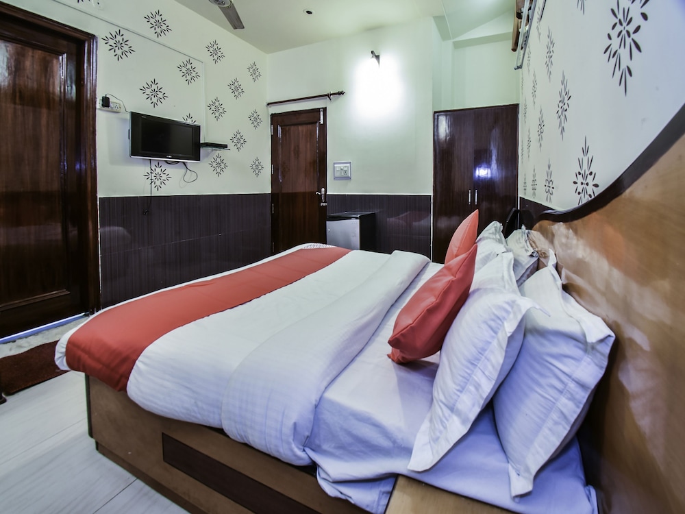Deluxe Double Or Twin Room, 1 King Bed photo 2
