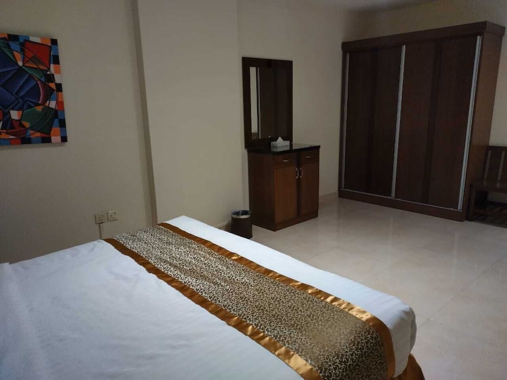 Deluxe Double Room - Photo 9