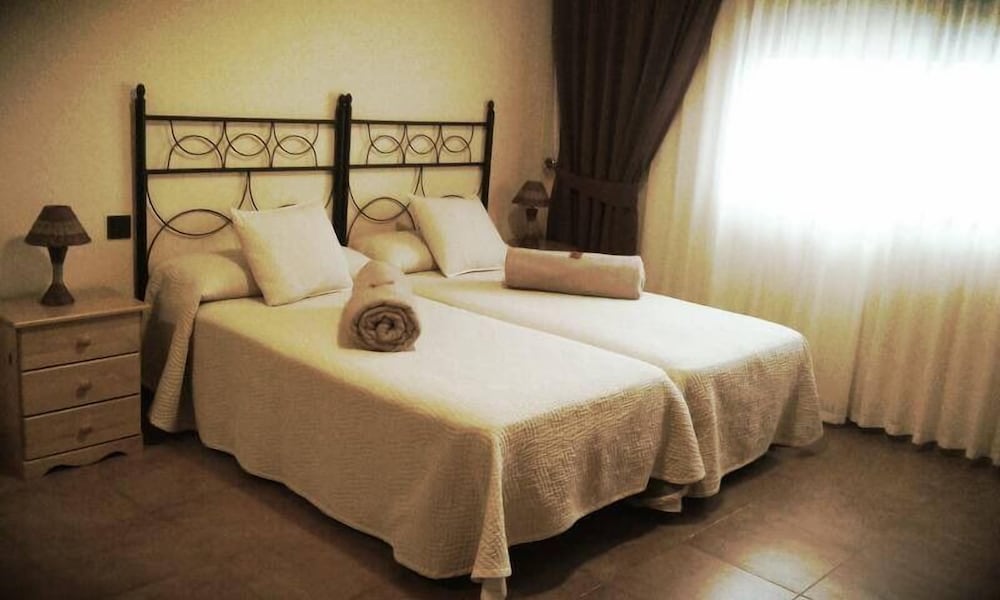 Twin Room, City View