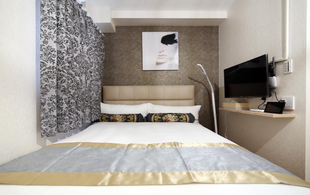 Room, 1 Double Bed (GS102)