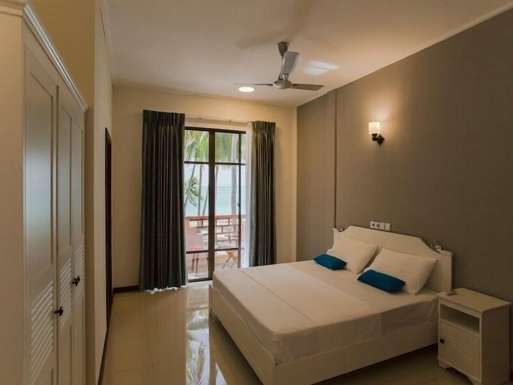 Deluxe Triple Room, Sea View photo 3