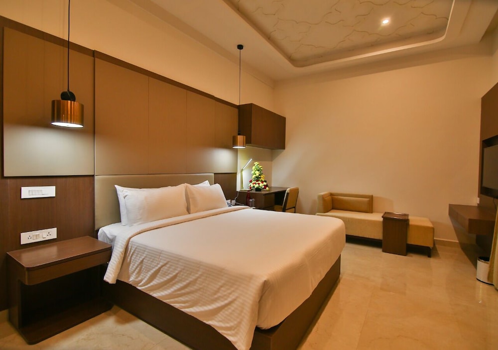 Available room