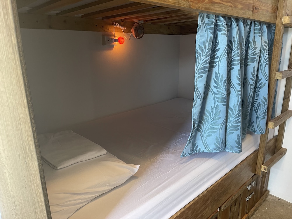 Basic Shared Dormitory, Men only photo 1