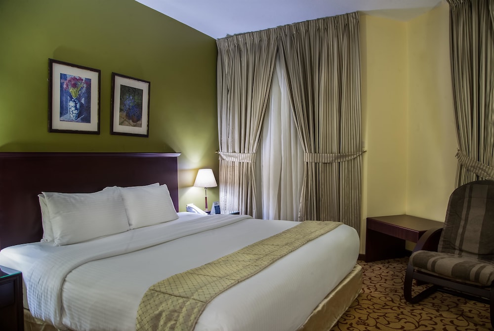 Deluxe Room (Premium)