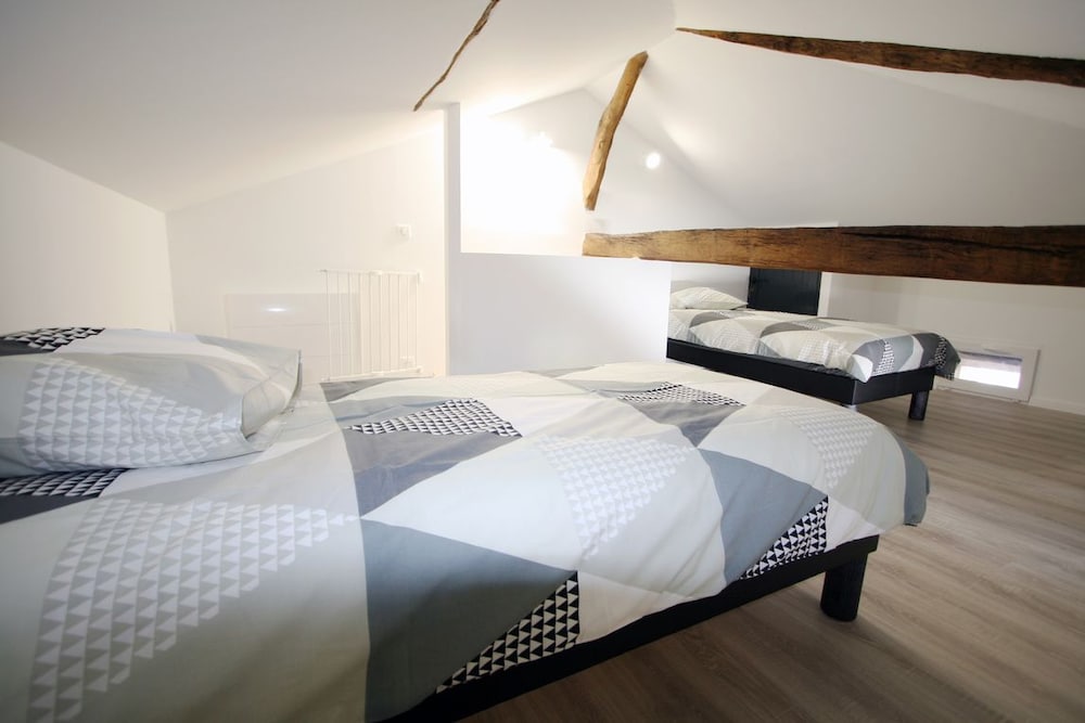 Quadruple Room photo 2