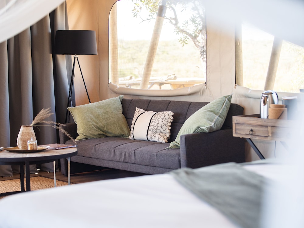 Luxury Tent - Photo 13