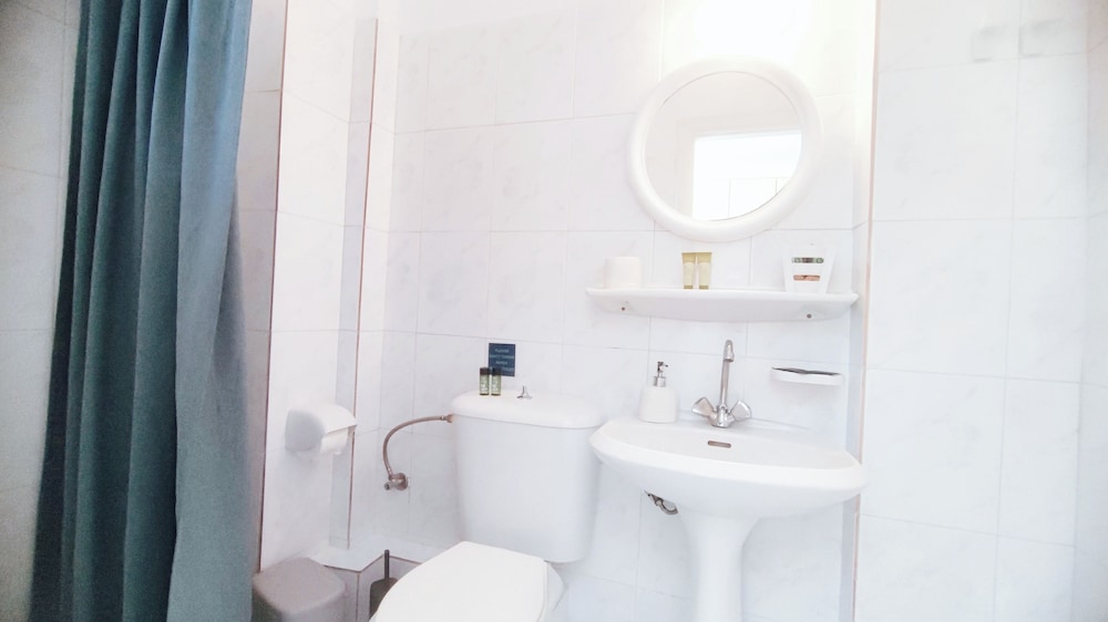 Standard Studio, 2 Twin Beds, Partial Ocean View, Garden Area photo 2