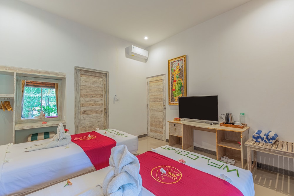 Deluxe Room - Photo 12