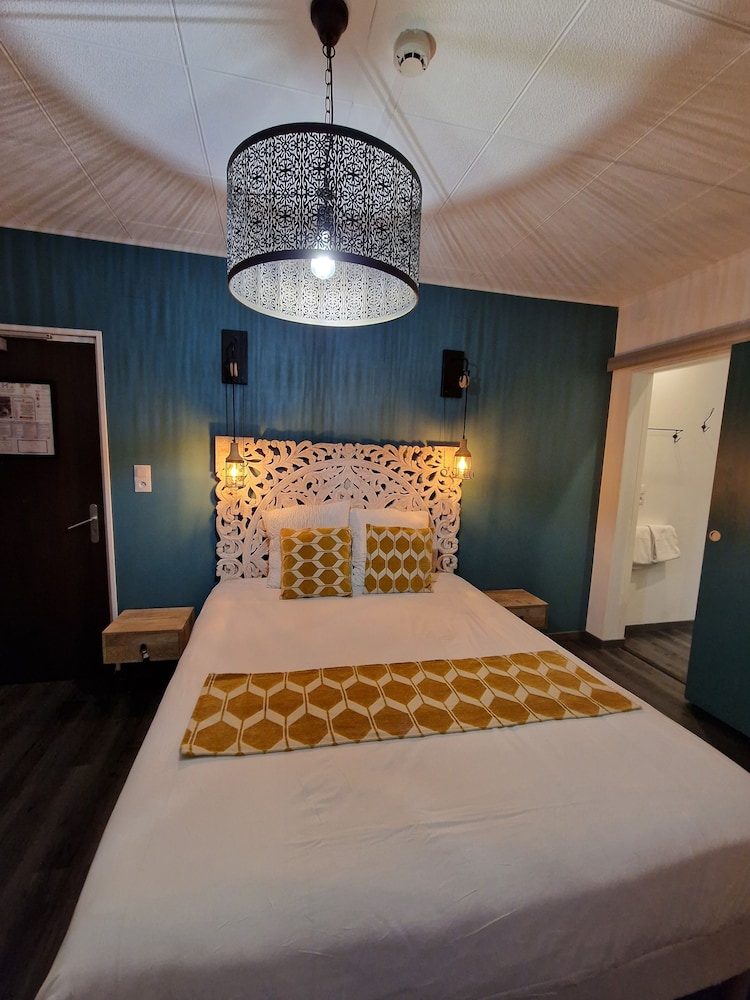 Comfort Double Room, City View