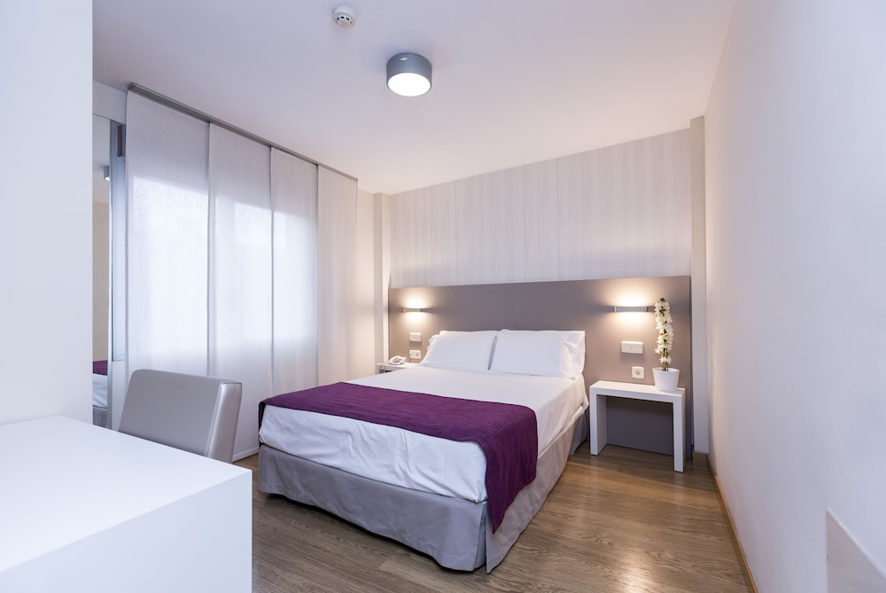 Habitación Estándar con Dos Camas Individuales