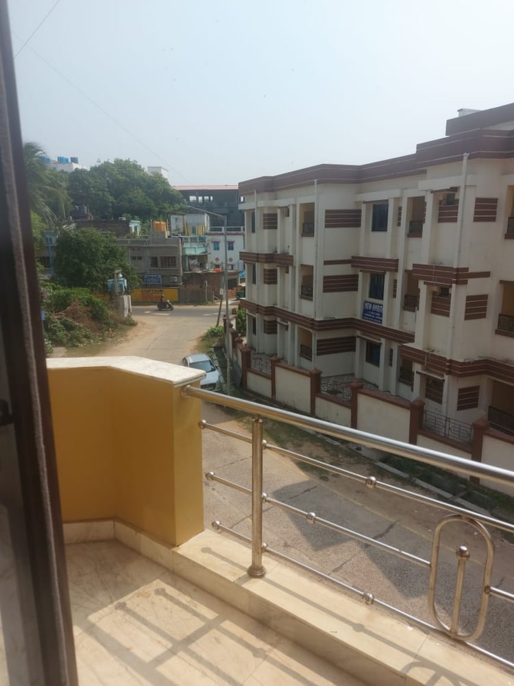 Deluxe Quadruple Room, Balcony - Photo 3