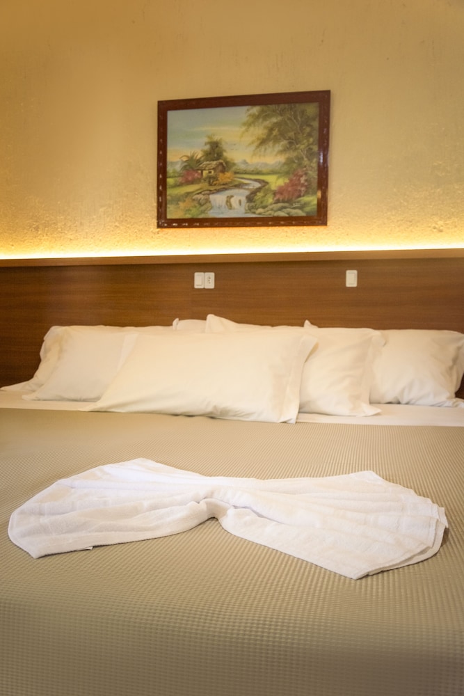 Family Room - Photo 1