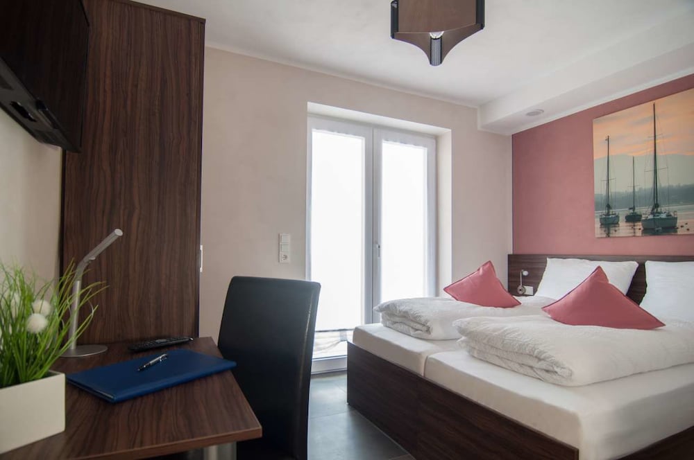 Comfort Apartment, 4 Bedrooms, Terrace, City View photo 1