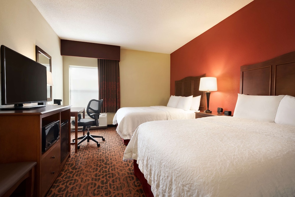 Room, 2 Queen Beds, Accessible, Non Smoking