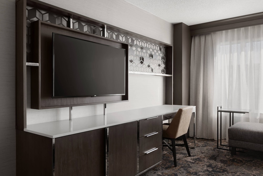 Club Room, 2 Queen Beds - Photo 4