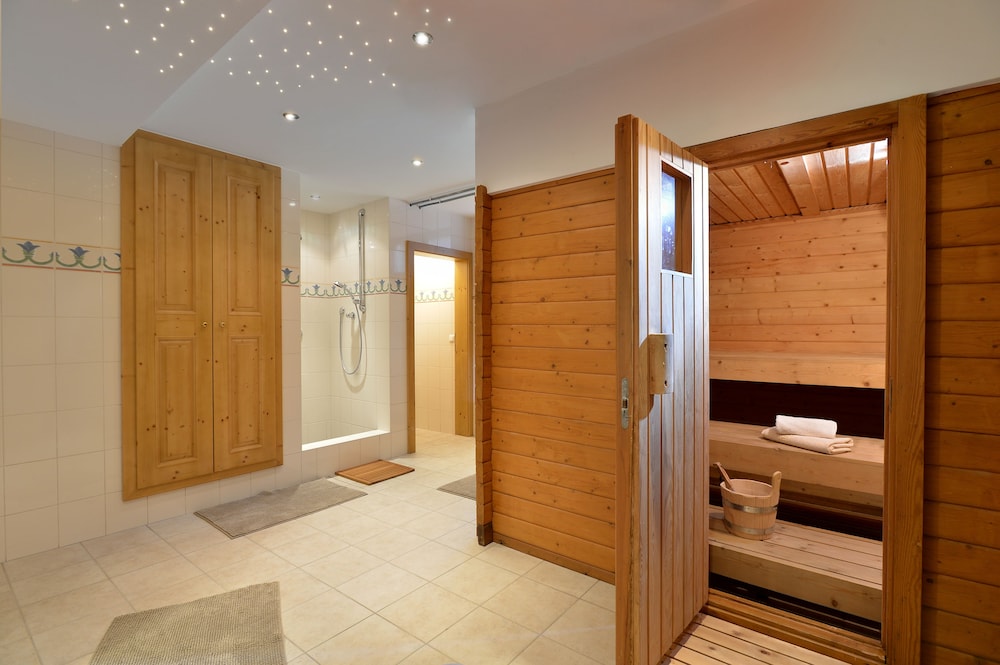 Luxury Apartment, 3 Bedrooms, Sauna, Mountain View (additional cleaning fee € 65,00) photo 3