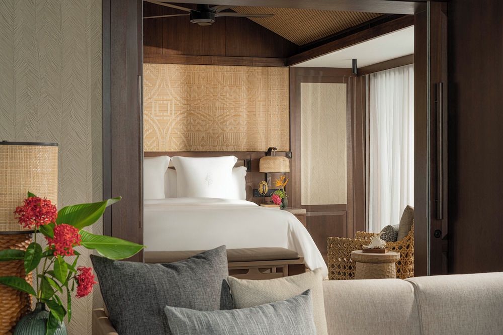 Premier Two-Bedroom Beach Villa with Pool - Photo 5