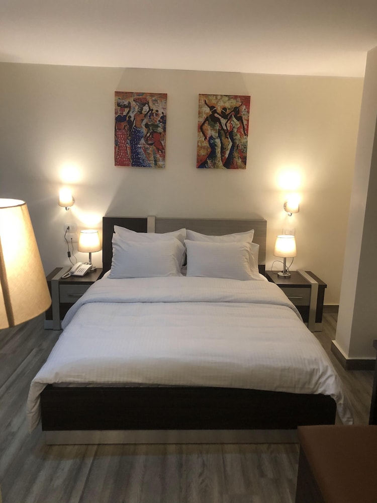 Standard Double Room, City View - Photo 3