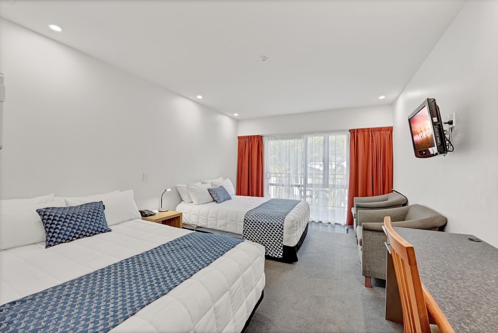 Superior Double or Twin Room - Photo 1