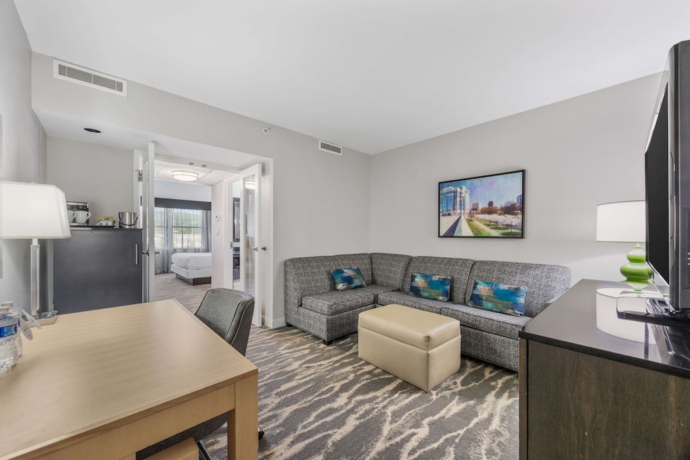 Suite, Non Smoking - Photo 1