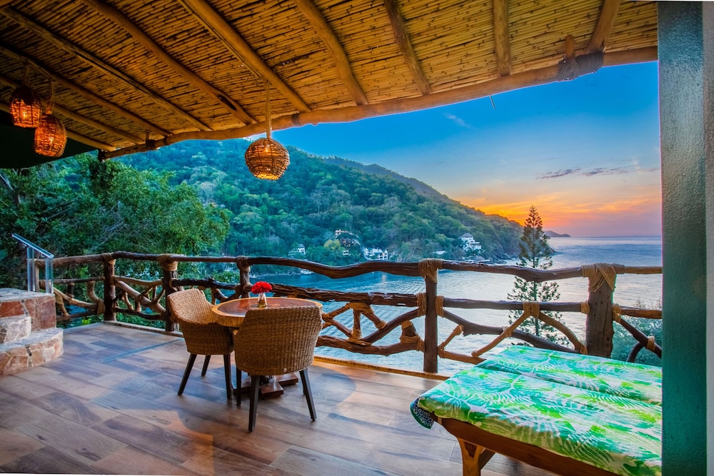 New Tower-bird Love Nest Ocean View