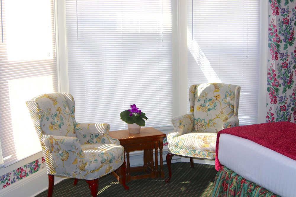 Premium Single Room, Ensuite (VICTORIAN ONE QUEEN ) - Photo 8