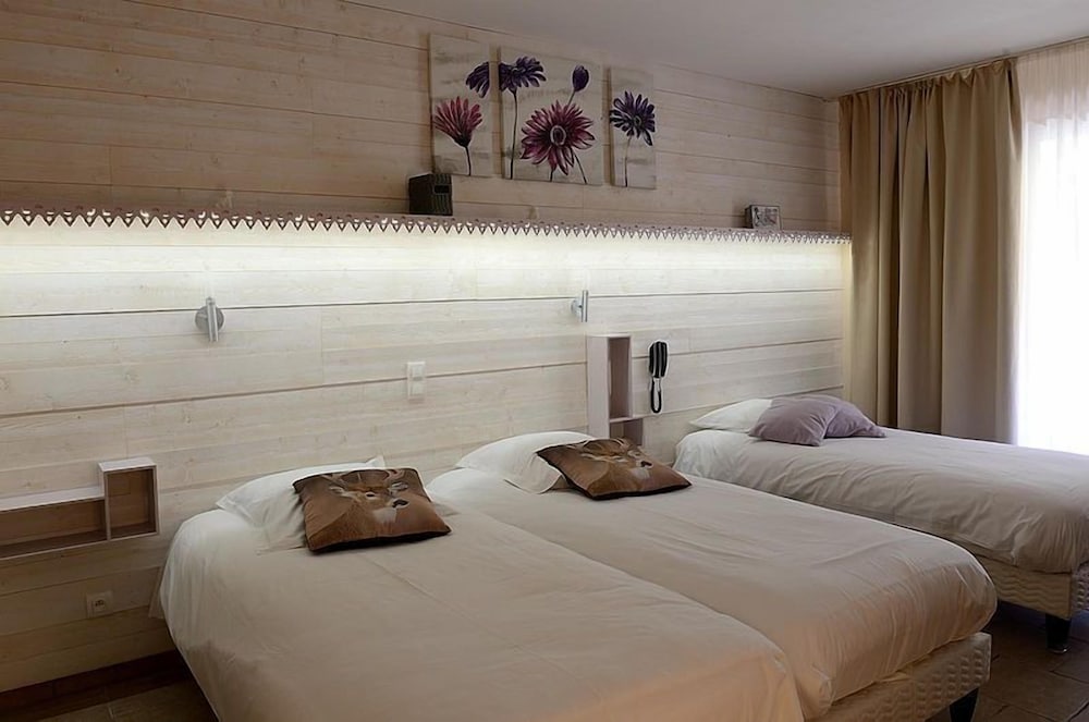 Triple Room, Terrace photo 3