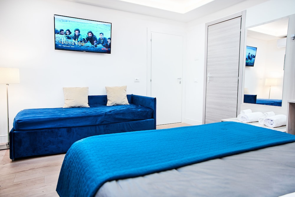 Deluxe Quadruple Room, Multiple Beds photo 3