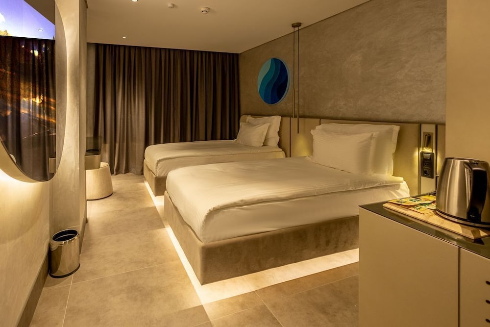 Standard Double or Twin Room photo 3