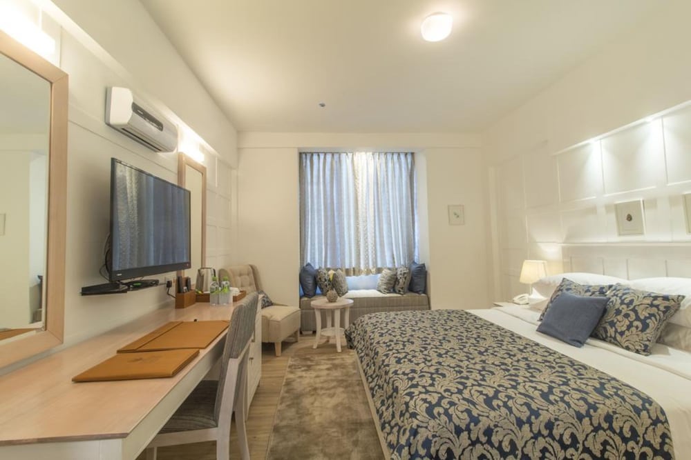 Deluxe Suite, Double Bed