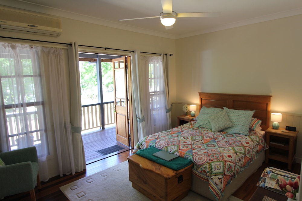 Standard Room, Non Smoking, Balcony (1 Night Getaway) photo 1