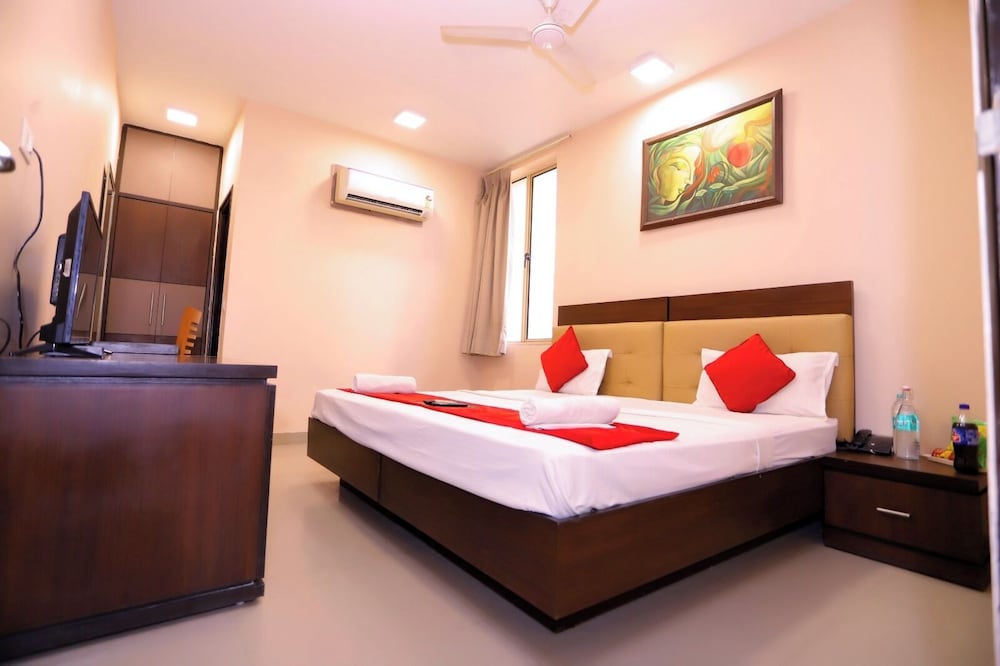 Deluxe Room - Photo 4