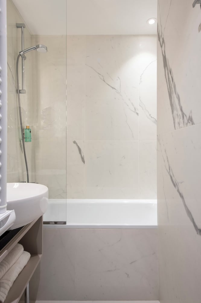 Deluxe Studio Suite (JADE) photo 3